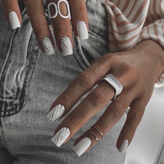 Couleurs gris et blanc à la mode faux ongles 24