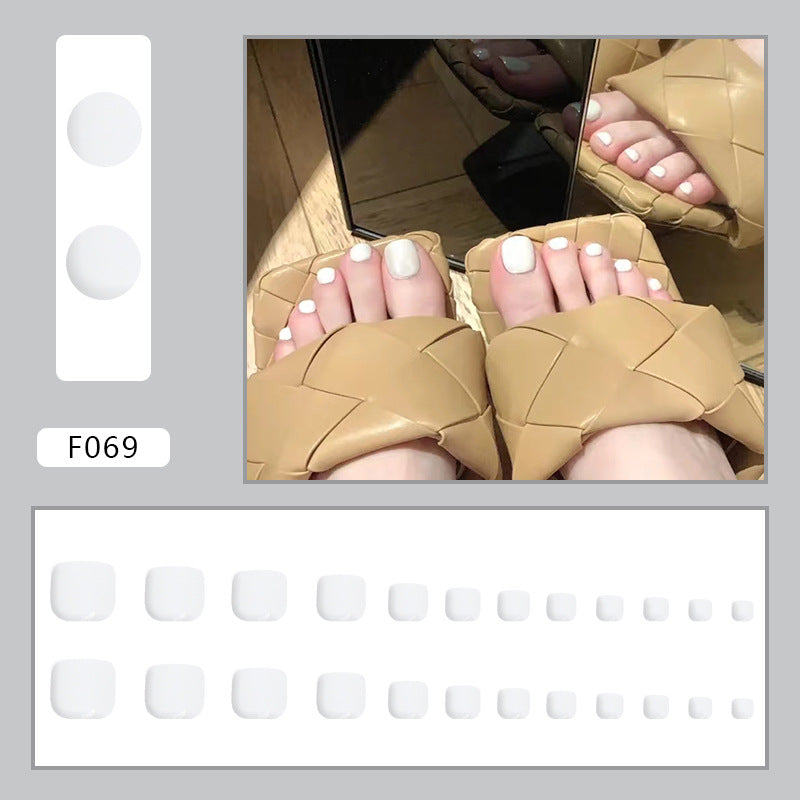 Ongles pieds couleur unie blanc