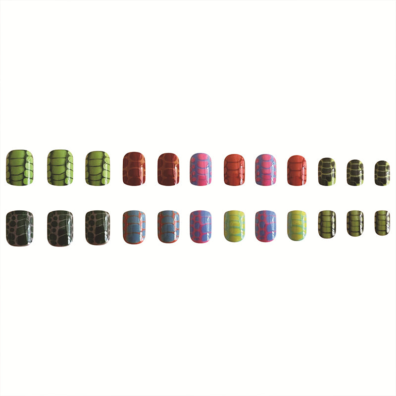 faux-ongles-colore-motif-python-24-pieces-moderne-manucure-ongle-gel-coucoufauxongles