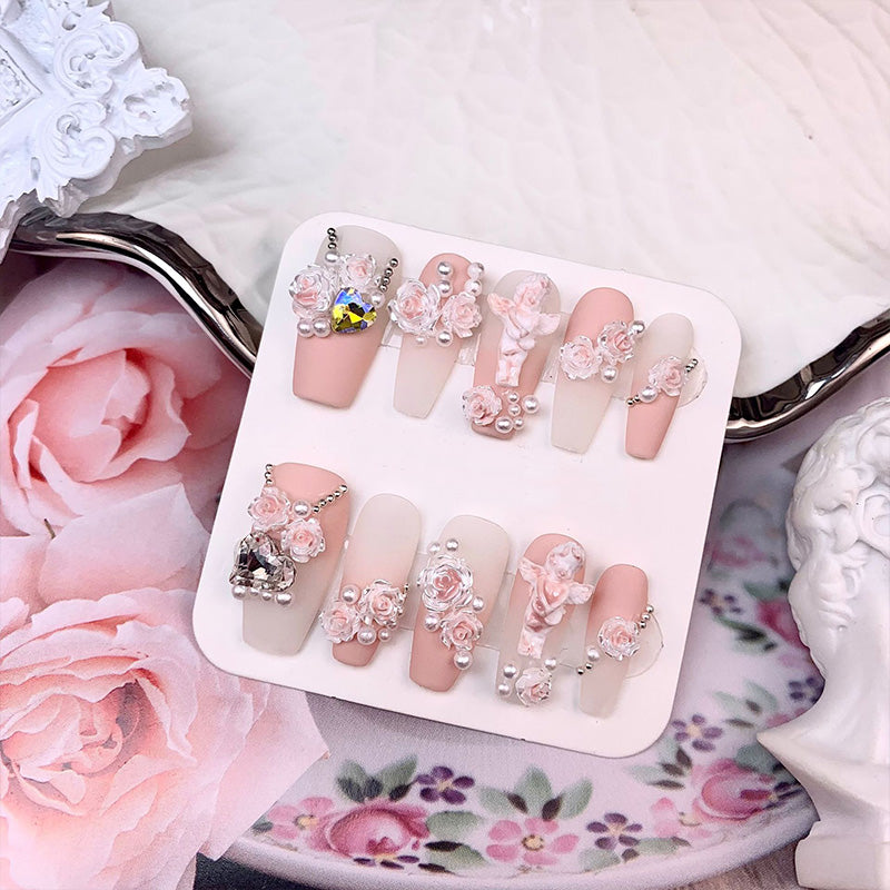 faux-ongles-french-mariage-decor-magnifique-3d-fleur-rose-tres-elegant-beaute-manucure-ongles-en-gel