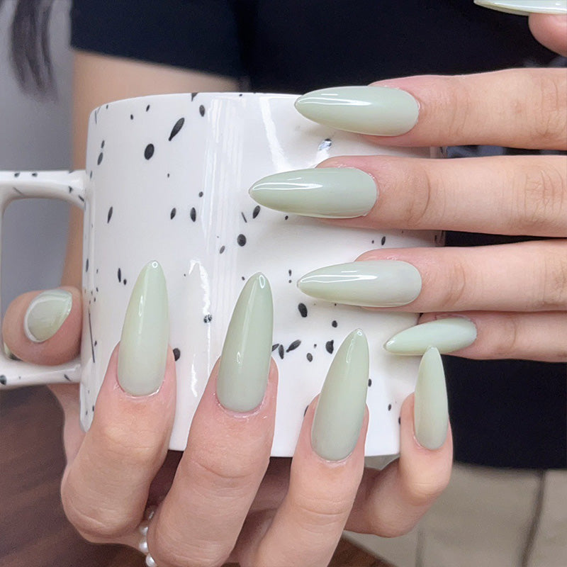 faux-ongles-gris-vert-elegance-pointu-audacieuses-long-stiletto-ongles-en-gel-fait-main