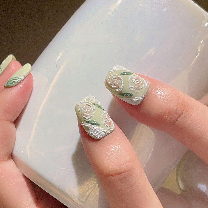 toile_-faux-ongle-gel-vert-clair-fleur-decor-court-manucure-blanc-jaune-couleur-printemps-mignonne-soin-ongle-colle-pratique-coucoufauxongles